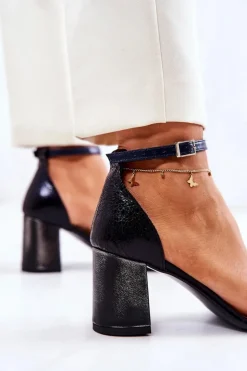 Skórzane Sandałki Na Słupku Czarno-Granatowe Lorene