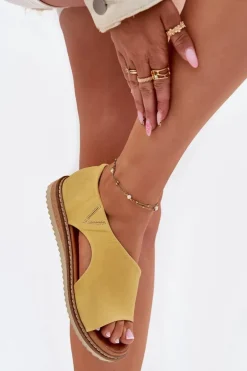 Skórzane Sandały Damskie Artiker 46C1015 Żółte