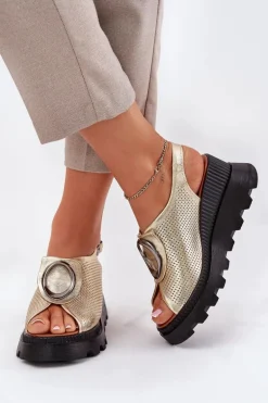 Skórzane Sandały Damskie Na Koturnie Z Ozdobą Artiker 56C0109 Złote