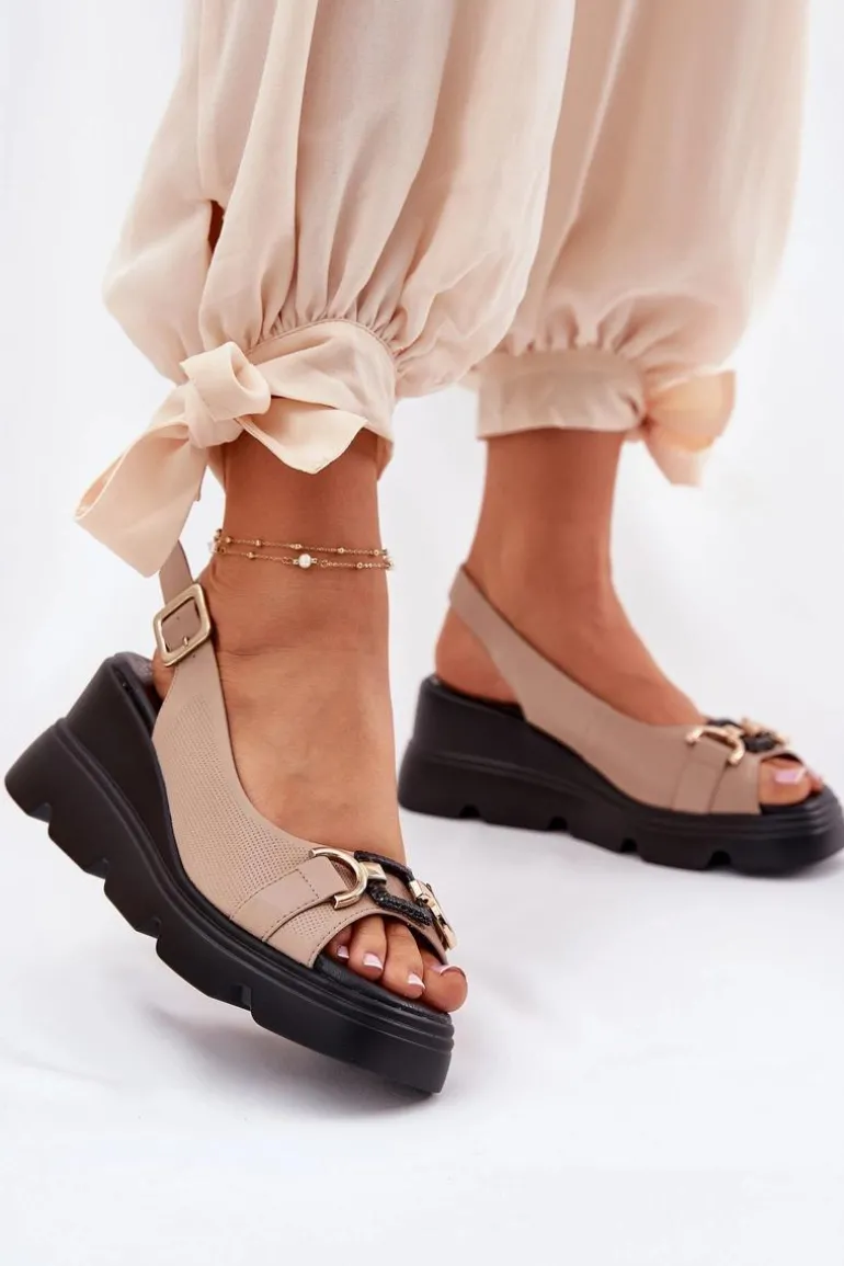 Skórzane Sandały Damskie Na Koturnie I Platformie Z Ozdobą Artiker 56C2209 Beżowe