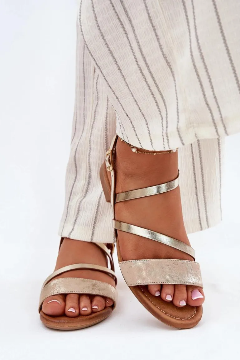 Skórzane Sandały Damskie Na Płaskim Obcasie Maciejka 06966-25 Złote