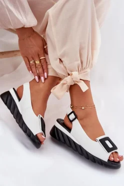 Skórzane Sandały Damskie Na Koturnie z Ozdobą Artiker 56C2157 Białe