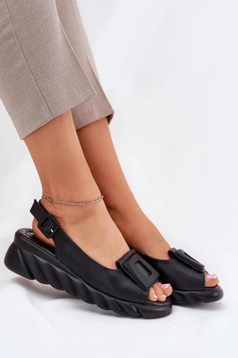 Skórzane Sandały Damskie Na Koturnie z Ozdobą Artiker 56C2156 Czarne