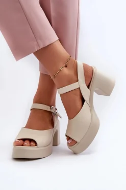 Skórzane Sandały Damskie Na Obcasie Vinceza 66627 Beżowe