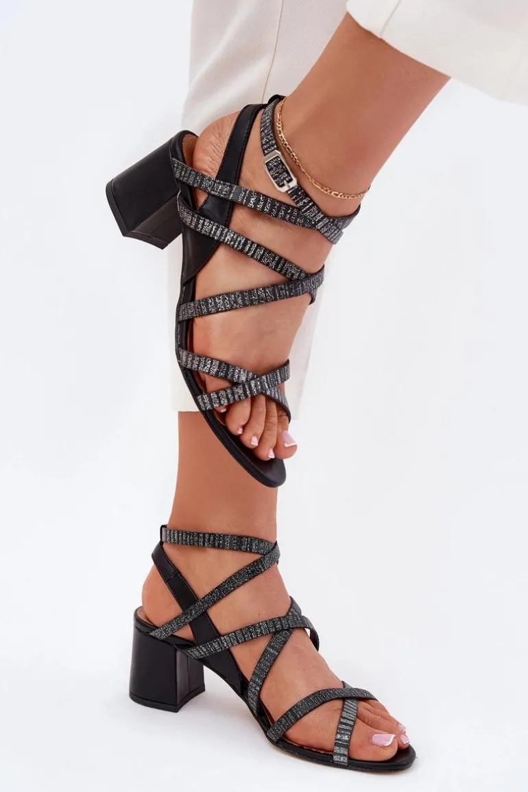 Skórzane Sandały Damskie Z Paseczkami Na Słupku Maciejka 06969-01 Czarne