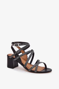Skórzane Sandały Damskie Z Paseczkami Na Słupku Maciejka 06969-01 Czarne