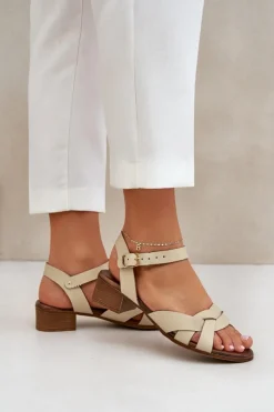 Skórzane Sandały Na Delikatnym Obcasie Zazoo 40372 Jasnobeżowe