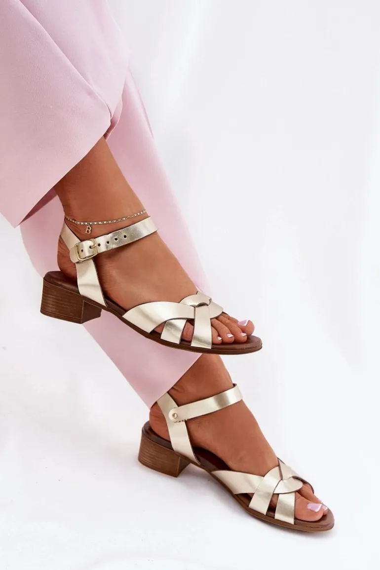 Skórzane Sandały Na Delikatnym Obcasie Zazoo 40372 Złote