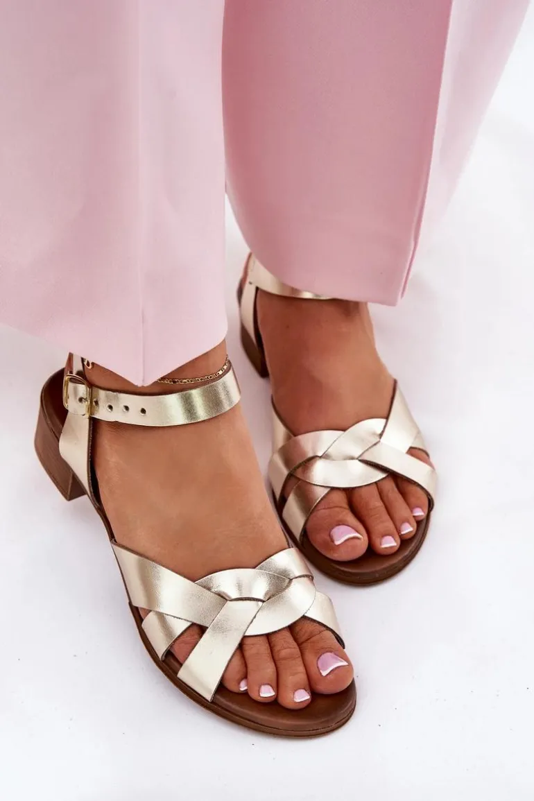 Skórzane Sandały Na Delikatnym Obcasie Zazoo 40372 Złote