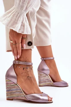 Skórzane Sandały Na Koturnie Laura Messi 2603/783 Srebrne