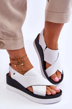 Skórzane Sandały Na Koturnie Białe Morgan