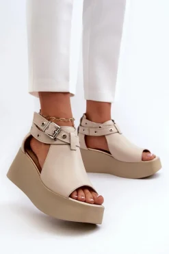 Skórzane Sandały Na Koturnie Beżowe Zazoo 1732