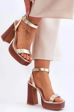 Skórzane Sandały Na Masywnej Platformie Złote Marina