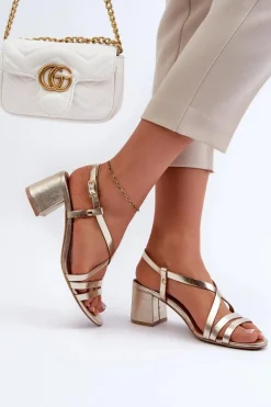 Skórzane Sandały Na Niskim Słupku Maciejka 06653-25 Złote