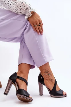 Skórzane Sandały Na Obcasie Wsuwane Maciejka 06083-01 Czarne