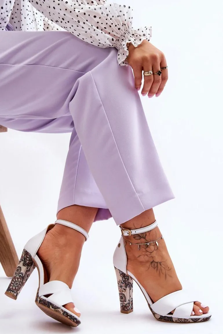 Skórzane Sandały Na Obcasie Maciejka 06081-11 Białe