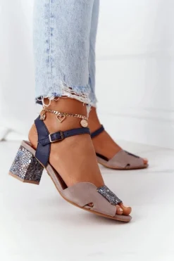 Skórzane Sandały Na Obcasie Maciejka 04120-43 Beżowo-Granatowe