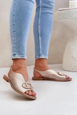 Skórzane Sandały Na Płaskim Obcasie Z Ozdobą Laura Messi 2865 Złote