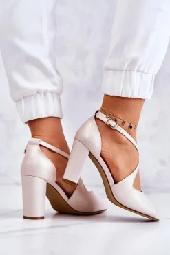 Skórzane Sandały Na Słupku Beżowe Lorita