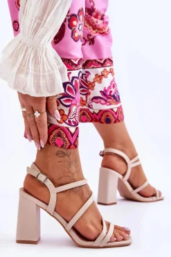 Skórzane Sandały Na Słupku Beżowe Florentina