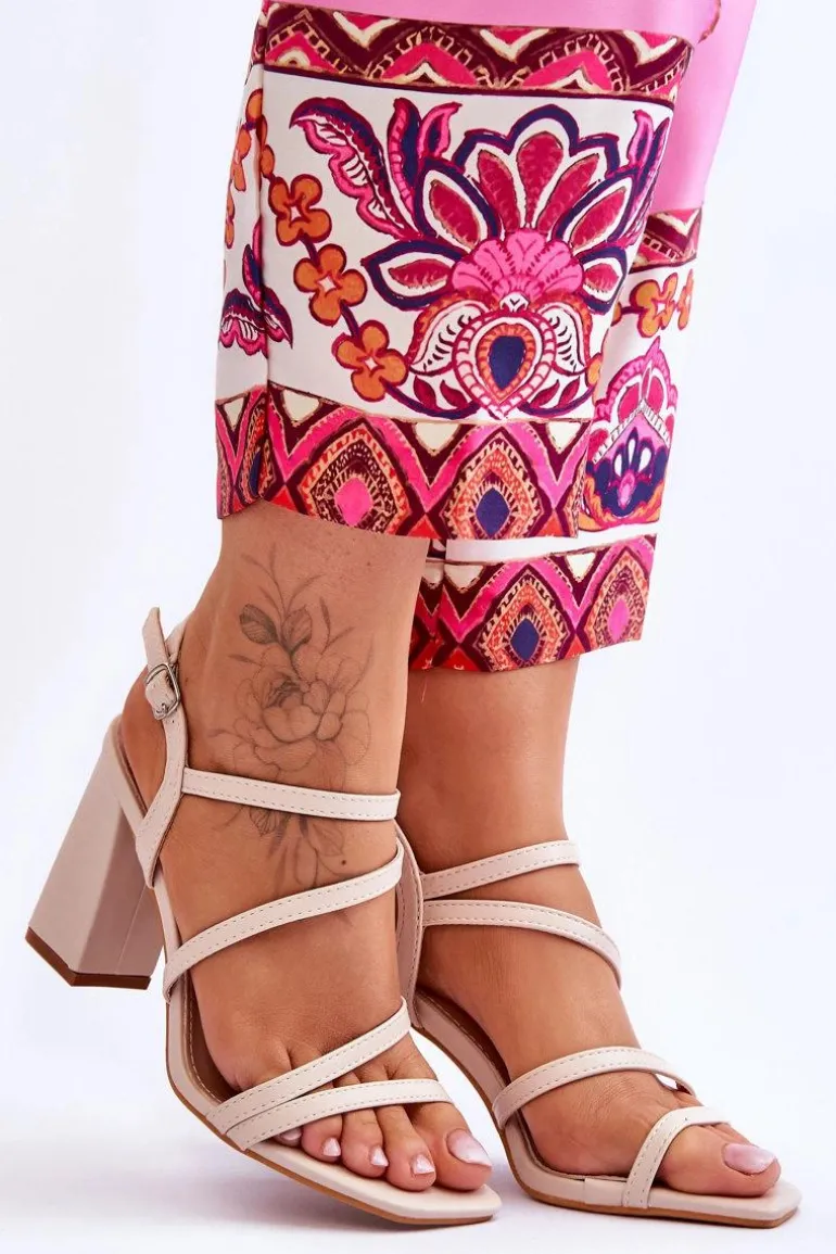 Skórzane Sandały Na Słupku Beżowe Florentina