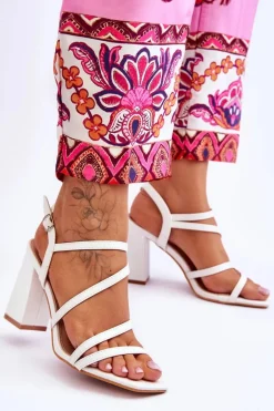 Skórzane Sandały Na Słupku Białe Florentina