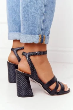 Skórzane Sandały Na Słupku Czarne Visconi 4400476