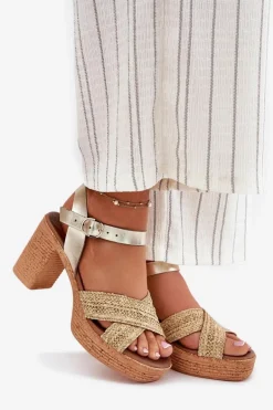 Skórzane Sandały Na Słupku Z Plecionką Na Paskach Zazoo 40460 Złote
