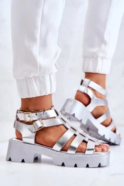 Skórzane Sandały Z Paseczkami Srebrne Minorite