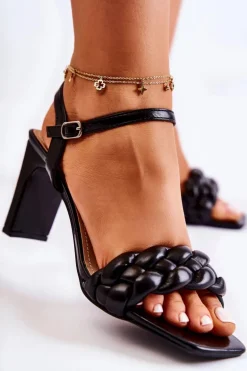 Skórzane Sandały Z Warkoczem Czarne Sofielle