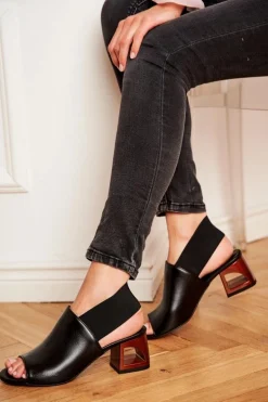 Skórzane Sandały Ze Ściągaczem Laura Messi 1919 Czarne