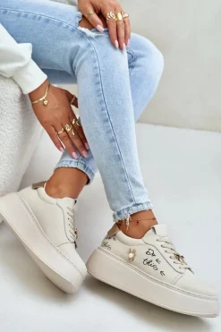 Skórzane Sneakersy Damskie Na Platformie Z Przypinkami I Napisem Vinceza 89102 Beżowe