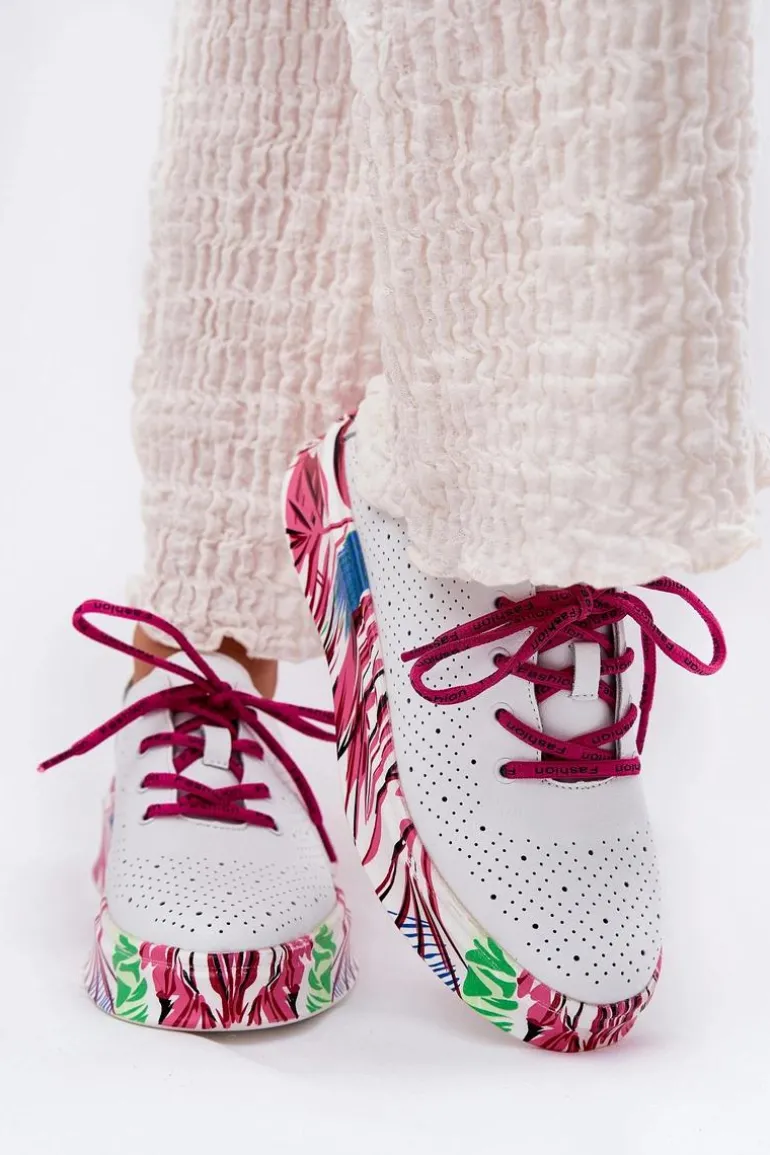 Skórzane Sneakersy Damskie Na Wzorzystej Platformie Vinceza 88017 Białe