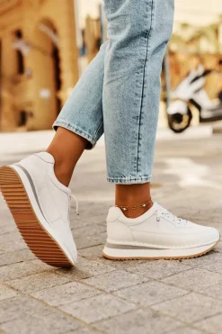 Skórzane Sneakersy Damskie Na Platformie Big Star RR274A333 Białe