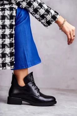 Skórzane Sznurowane Botki Z Wycięciami Czarne Fabiana