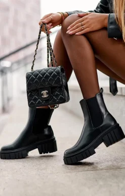 Skórzane Sztyblety Botki Na Masywnym Płaskim Obcasie Czarne Keva