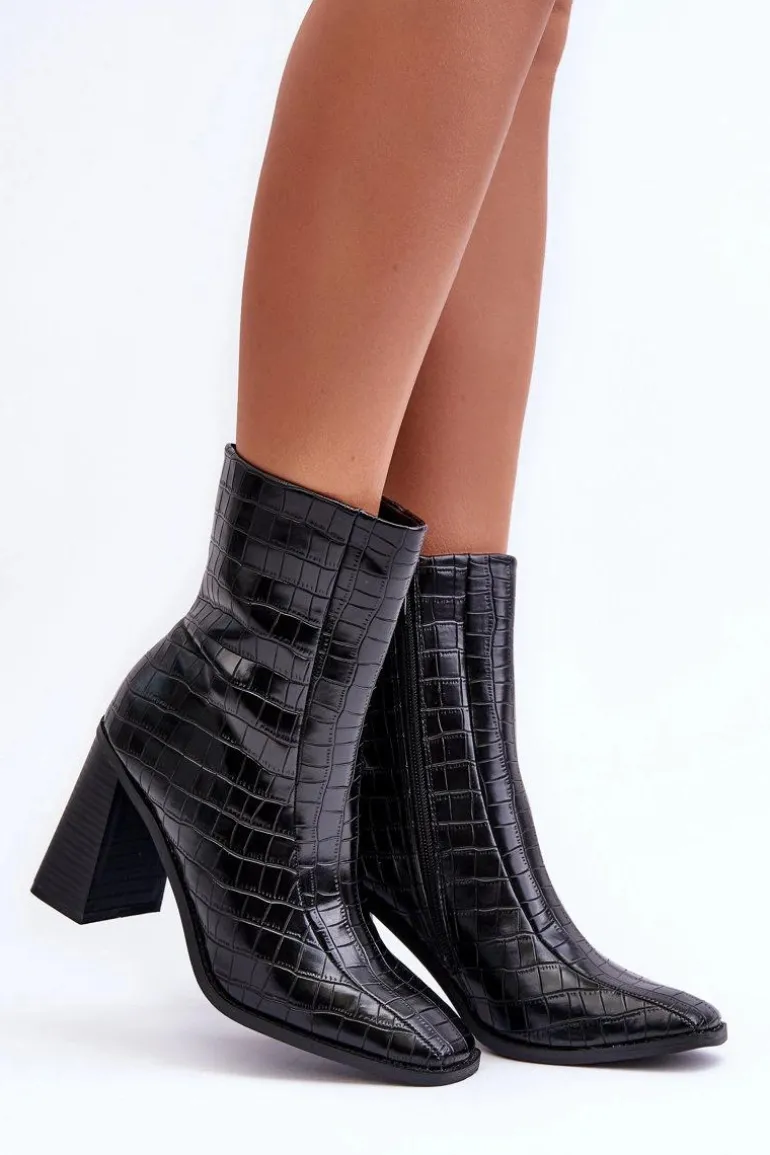 Skórzane Wysokie Botki Wężowy Wzór Czarne Kornell