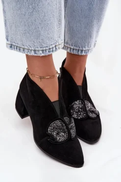 Skórzane Zamszowe Botki Damskie Na Obcasie Z Ozdobą D&A MR52-182 Czarne