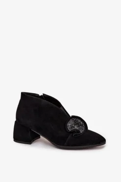 Skórzane Zamszowe Botki Damskie Na Obcasie Z Ozdobą D&A MR52-182 Czarne