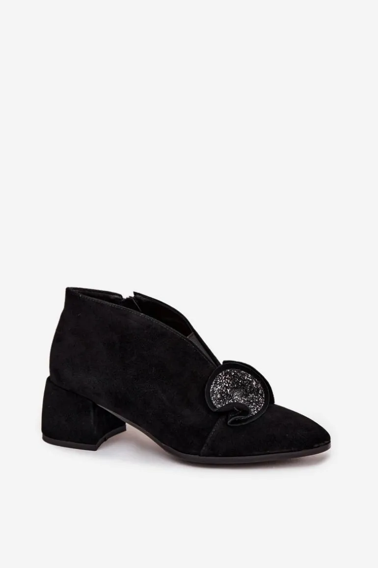 Skórzane Zamszowe Botki Damskie Na Obcasie Z Ozdobą D&A MR52-182 Czarne