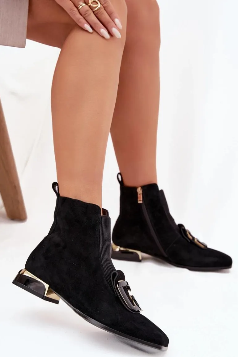 Skórzane Zamszowe Botki Damskie Na Niskim Obcasie Z Ozdobą D&A MR52-217 Czarne