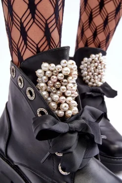 Skórzane Zdobione Niskie Botki Na Płaskim Obcasie Czarne Binga