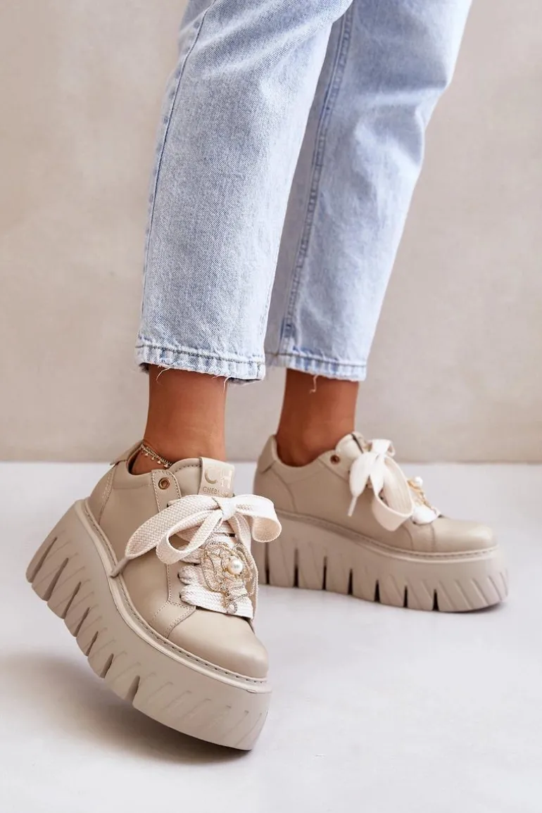 Sneakersy Damskie Na Masywnej Podeszwie Ze Złotą Ozdobą CheBello 4530 Beżowe