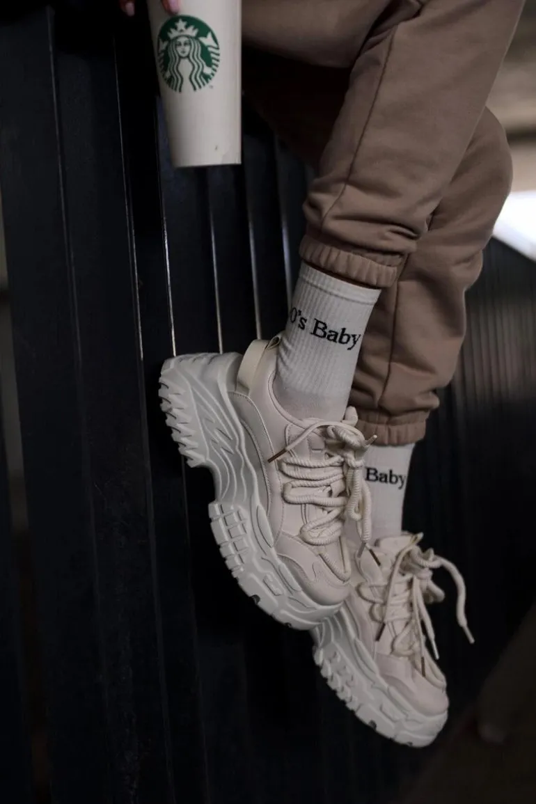 Sneakersy Damskie Na Masywnej Podeszwie Jasnobeżowe Nevela