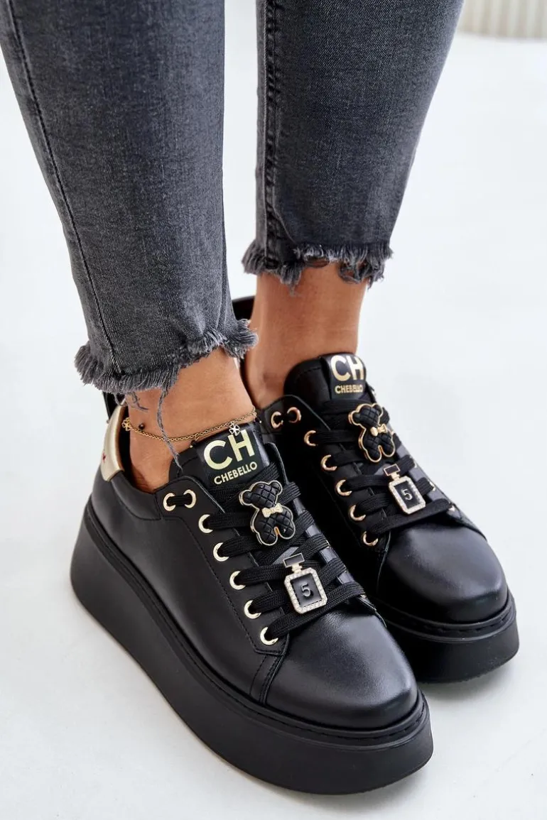 Sneakersy Damskie Skórzane Z Przypinkami Na Platformie CheBello 4596 Czarne