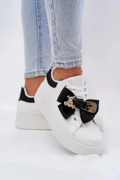 Sneakersy Damskie Z Kokardką I Broszką Z Misiem Biało-Czarne Leathria