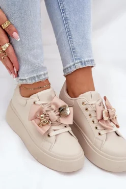 Sneakersy Damskie Z Kokardką I Broszką Z Misiem Beżowe Leathria