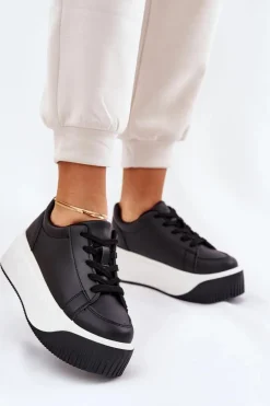 Sneakersy Na Masywnej Platformie Gładkie Czarne Tirvanis