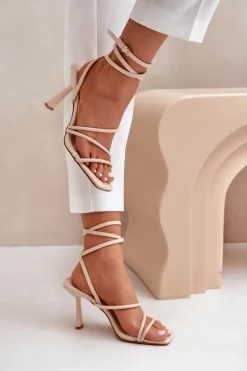 Stylowe Sandały Na Szpilce Z Paskami Beżowe Saredi