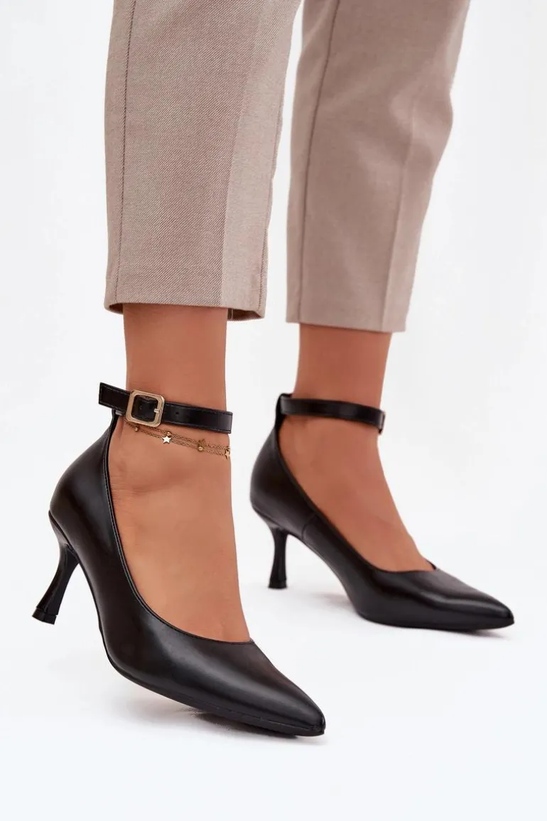 Szpilki Czółenka Z Paskiem Czarne Perrine